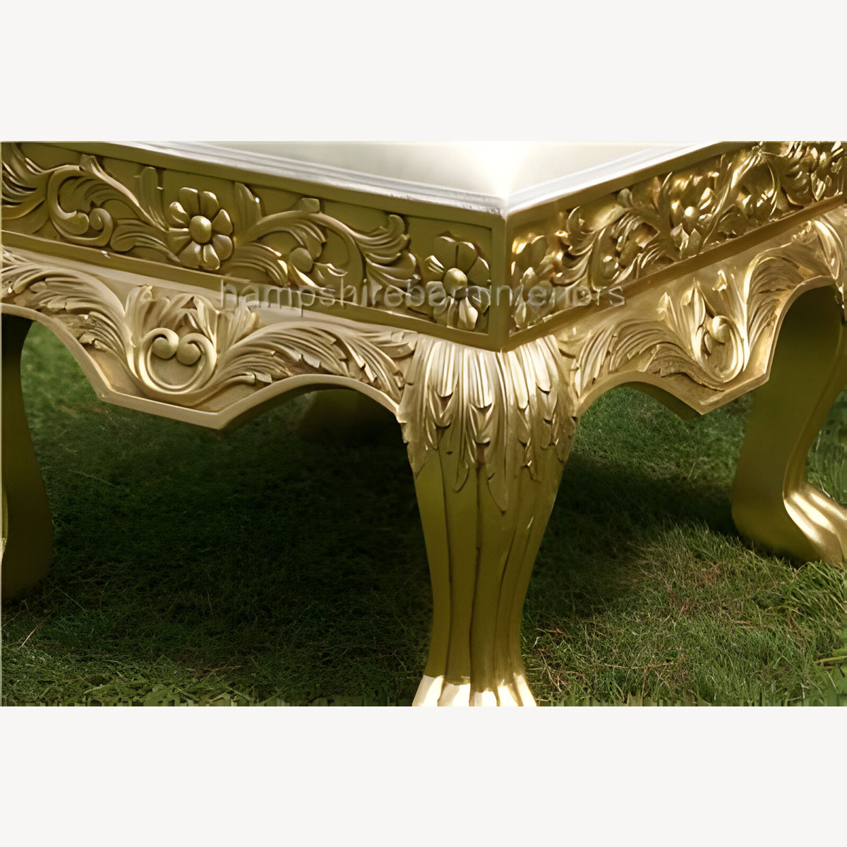 A Gold Leaf Heavily Carved Wedding Or Event Or Home Stool Ottoman Seat 6 - Hampshire Barn Interiors - A Gold Leaf Heavily Carved Wedding Or Event Or Home Stool / Ottoman Seat -
