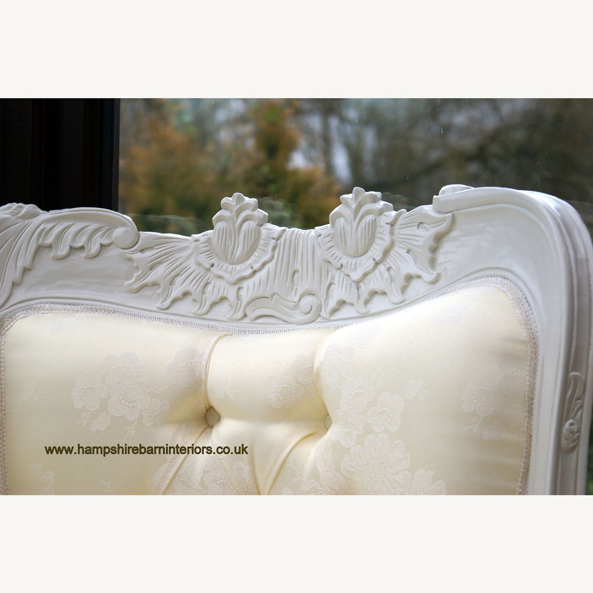 Anna Belle Chaise Antique White With Ivory Fabric 2 - Hampshire Barn Interiors - Anna Belle Chaise Antique White With Ivory Fabric -