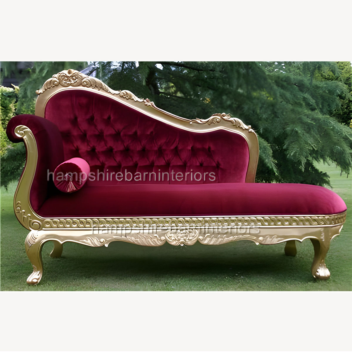 Beautiful Red Velvet And Gold Leaf Hilton Chaise Longue 1 - Hampshire Barn Interiors - Beautiful Red Velvet And Gold Leaf Hilton Chaise Longue -