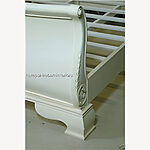 Buckingham Sleigh Bed In Antique White 5 - Hampshire Barn Interiors - Buckingham Sleigh Bed In Antique White -