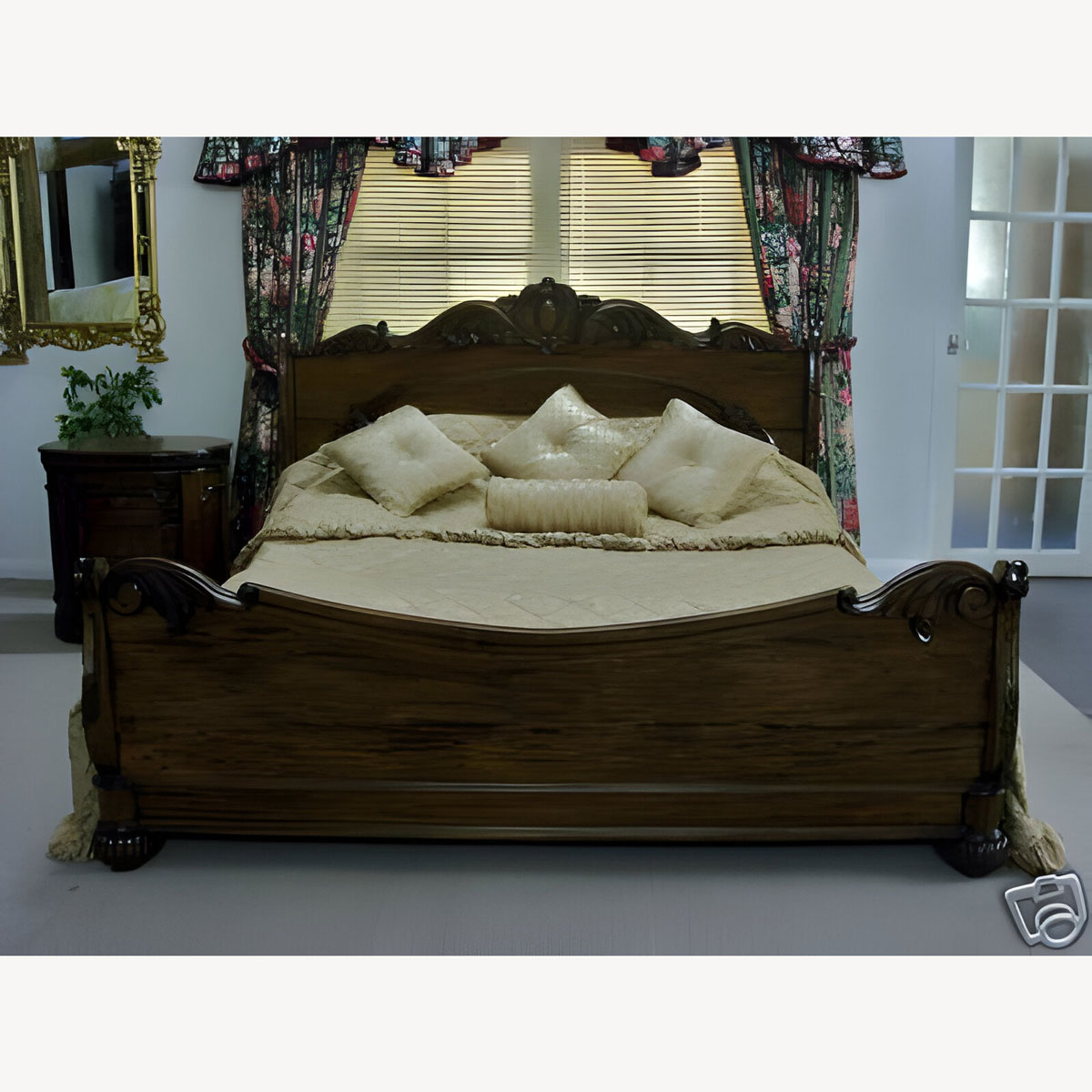 Florence Bed 1 - Hampshire Barn Interiors - Florence Bed -