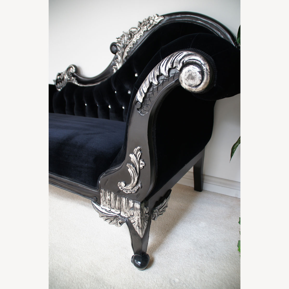 Black Diamond Silvered Red Hampshire Medium Chaise …with Crystal Buttons And Black Velvet 4 - Hampshire Barn Interiors - Black Diamond Silvered Red Hampshire Medium Chaise …with Crystal Buttons And Black Velvet -